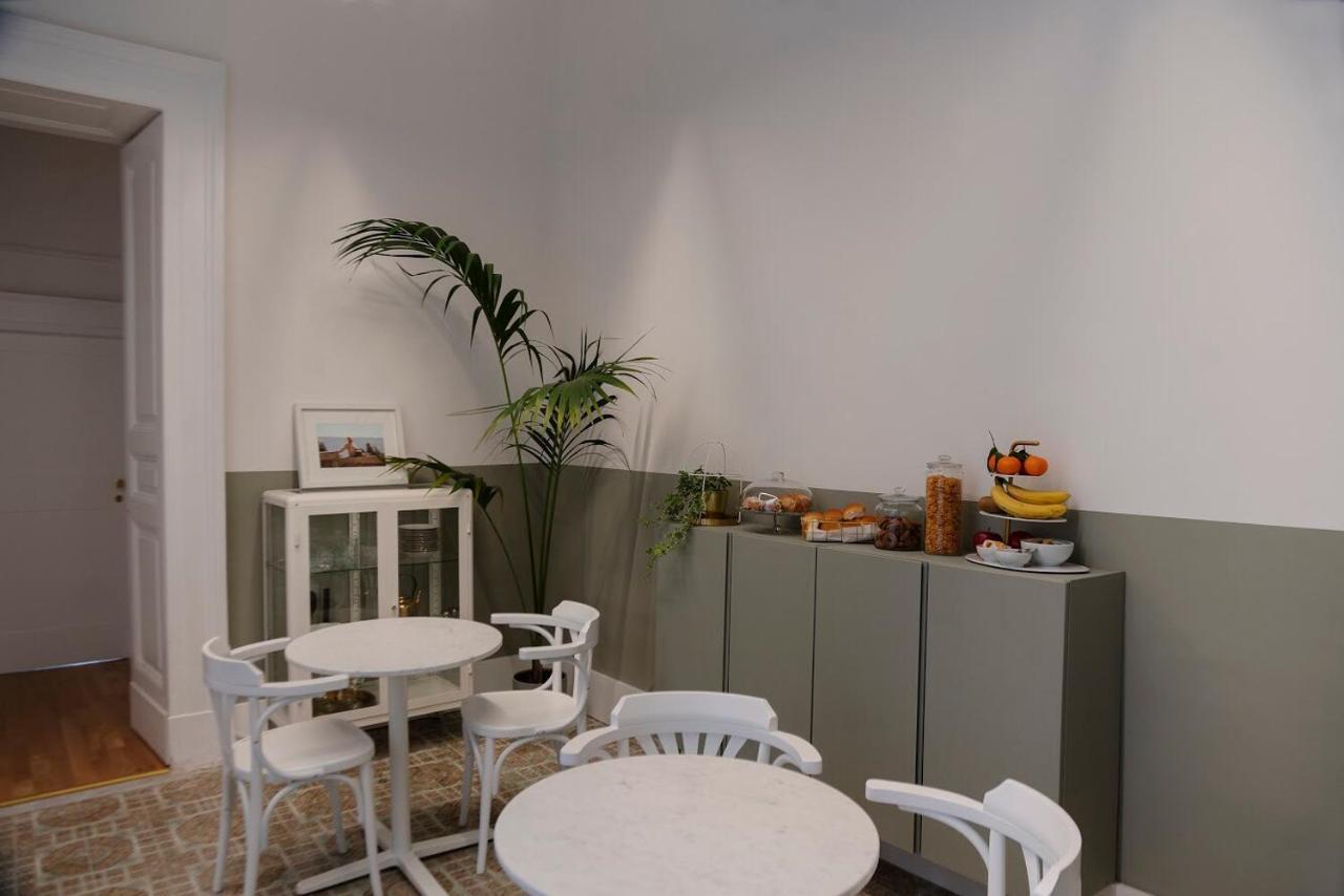 Interno21 Bed & Breakfast Napoli Ngoại thất bức ảnh