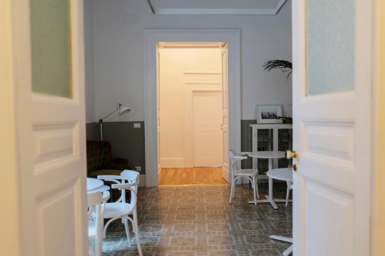 Interno21 Bed & Breakfast Napoli Ngoại thất bức ảnh