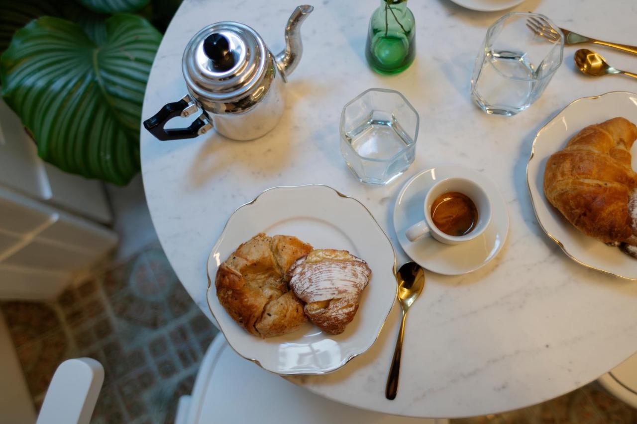 Interno21 Bed & Breakfast Napoli Ngoại thất bức ảnh